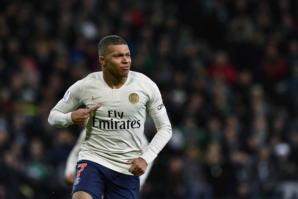 世界第一美颜，毁于围观